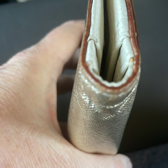 KATE SPADE Gold MetallicBifold Wallet - Picture 4 of 6